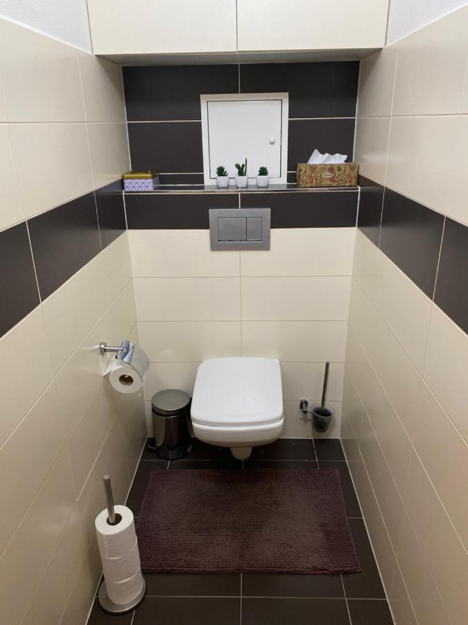 Apartman Slnecna Terasa S Vlastnym Parkovanim Na 2 Auta Žilina Exterior foto